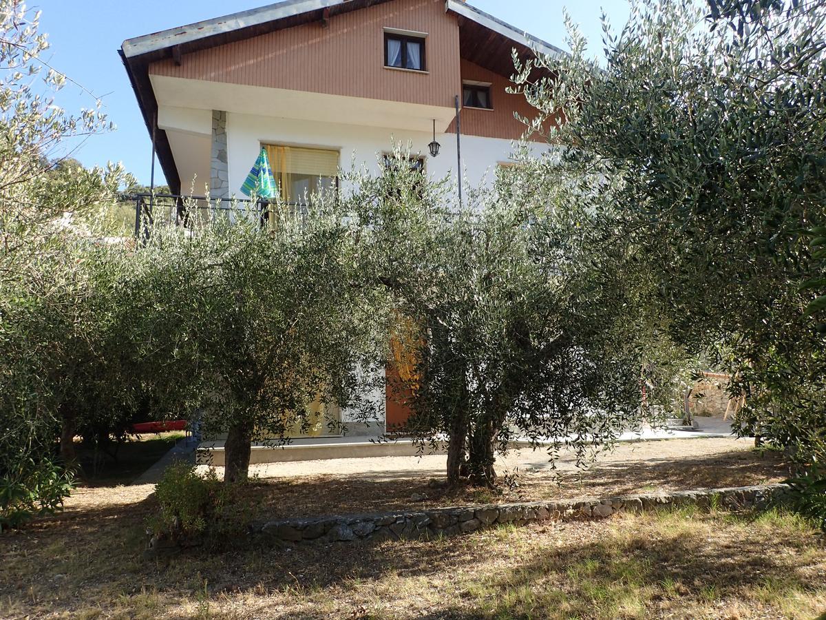 Casetta Al Mare Giustenice Екстер'єр фото